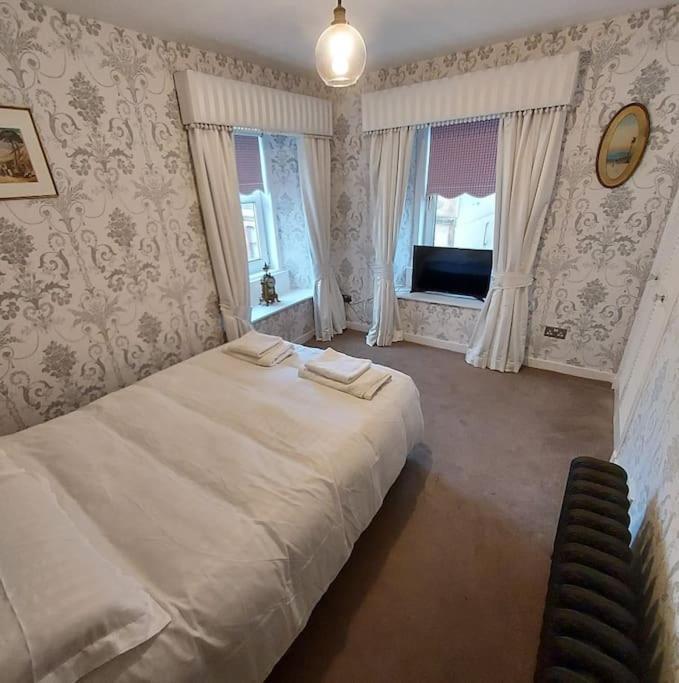 Lovely 1 Bed House In Largs, North Ayrshire Exterior foto
