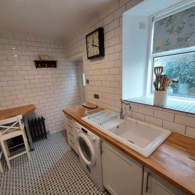 Lovely 1 Bed House In Largs, North Ayrshire Exterior foto